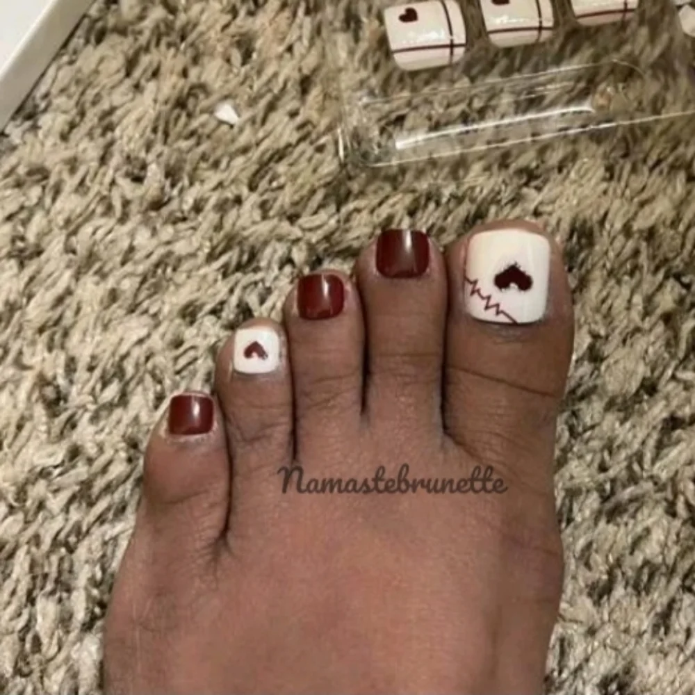 2/$16 Red Hearts To Press On Toenails